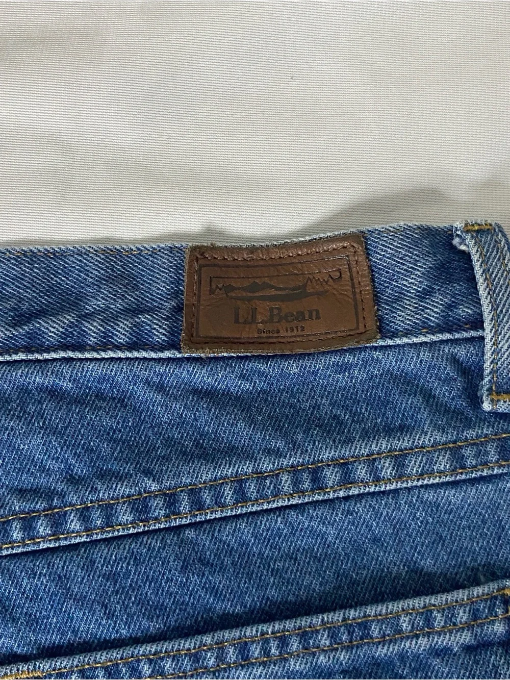 LL Bean Flannel Lined Jeans Mens 33x30 Classic Fit Blue Denim Plaid ID 100220